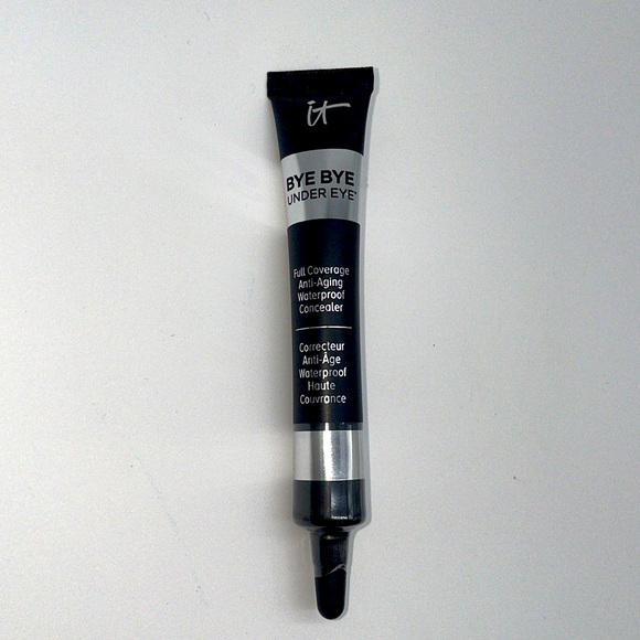 It Cosmetics BYE BYE UNDER EYE FULL COVERAGE ANTI-AGING WATERPROOF CONCEALER - Picture 2 of 6